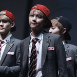 [EXO] 피카츄랑 싱크100%.<b>jpg</b>