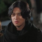 아이유는 장근석보다 이장우랑 더 알콩달콩 해 보이는 듯!