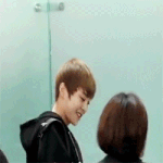[시우민] 나진짜 이움짤 너무<b>조하</b>ㅜㅠ