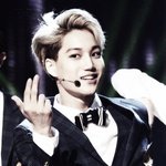 [카이] 김카이 왜저러냐ㅡㅡ