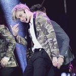 [카이] 종인이 <b>무대위</b>에서 진짜카리스마있어
