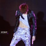[<b>카이</b>] 새벽이니까 이거볼래?