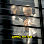 [카이] <b>맨발</b>이자랑스럽다는 니니