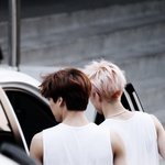 [카이] 겁나 훈훈한 <b>구사</b>즈 뒷태ㅠㅠㅠㅠㅠ