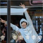 엉뚱매력 <b>이준</b>의 클러치 드는 방법