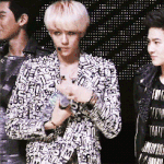 [세훈] 머리가 눈을 찔러 짜증이난 <b>막내</b> <b>실세</b>훈