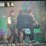 [카이] 니니의 복근은 <b>생활</b><b>운동</b>이야