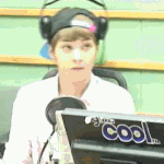 [시우민] <b>민석</b>이가 팔씨름 하는걸 보다니..하...
