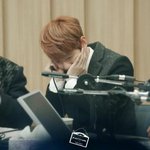 [백현] <b>오늘</b>은폰<b>안</b>내야지~