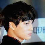 [카이] 오늘 영화 시사회 신인배우같은 <b>니니</b>