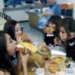 배고파지는 아이돌 먹방 모음