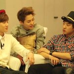 [시우민] 민석이가 <b>찬열</b>이 쳐다보는거 왤케 설렘? 하..
