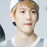 [백현] 꽃님이들은 다 <b>자러</b>갔나보다ㅠㅠ