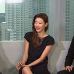 <b>원조</b> 눈웃음 전지현의 귀환