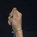 [비상대피소] 이제 두근두근!! 근데 찬열이 <b>팔찌</b> 어디꺼지..