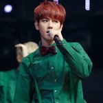 [백현] <b>크리스마스</b>데이가 난 으르렁 댄스보다 좋음ㅋ