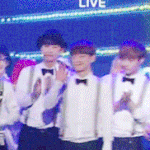 [CHEN] 쓰담쓰담