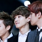 [CHEN] 종대<b>왼쪽</b>귀