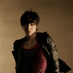 [카이] 내가 사랑하는 김종인의 뒷태.jpg