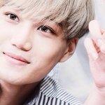 [카이] <b>렌즈</b>를 꼈다지만 너무 예쁜거 아니니??