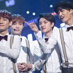 [도경수] 연말되니 <b>허무</b>해.......
