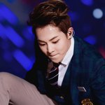 [시우민] 민석이 아끼는 새벽짤 <b>투척</b>