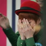 [시우민] 부농부농한 <b>손끝</b>