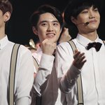 [도경수] <b>울엄마</b>께서 이 날 경수보더니