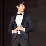 <b>제임스</b> 본드 돋는 男아이돌들