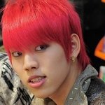 <b>박력</b> 터지는 표정의 男아이돌