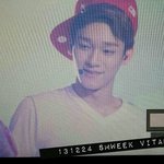 [CHEN] 같은 <b>날</b> <b>다른</b> 분위기