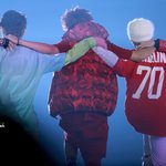 [시우민] 제발 캔디 민석이<b>포커스</b>로 직캠 있기를ㅠㅠ