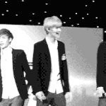 [수호] 종이니한테 봉변당한 준면이.<b>gif</b>