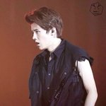 [루한] 어제 루한 손등에 주사<b>바늘</b>자국 