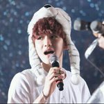 [백현] 진짜꼭봐야되는직캠(출구<b>봉쇄</b>당함)