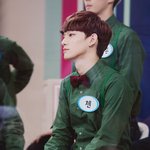 [CHEN] 하...종대야...<b>옆선</b>쥑인다