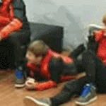 [시우민] 민석이다리웅야웅야<b>gif</b>.