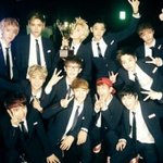 [exo] <b>엑소</b> <b>단체</b> 브이!!!
