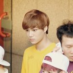 [카이] <b>종인</b>이는 성격을 종잡을 수 없다