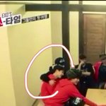 [시우민] <b>야자</b>타임 예고 종대한테 안긴 민석이