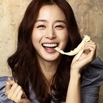 눈가의 <b>주름</b>마저 예쁜 김태희;;;