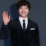 1월 1일에 <b>떡국</b> 3그릇먹고 3살 먹었으면 좋겠는 배우