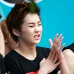 [시우민] 하루종일 이거만 기다렸는데.........ㅠㅠㅠㅠ