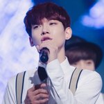 [CHEN] 아짜증 ㅠㅠㅠ오픈암즈 할때 엄마랑싸움