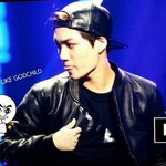 [카이] <b>오늘자</b> 쾌남종인이