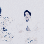 [카이] 내가 기대한 런앤건.<b>gif</b>