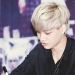 <b>김종인</b>머리