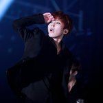 [시우민] 에셈<b>위크</b> 새로뜬 고화질 투척!