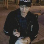 [찬열] 찬열이 <b>정글</b>가기전 놀이터에서 불피우는 연습하는 모습