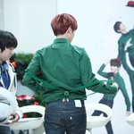 [백현] 어떻게<b>뒤통수</b>도씹덕이죠?